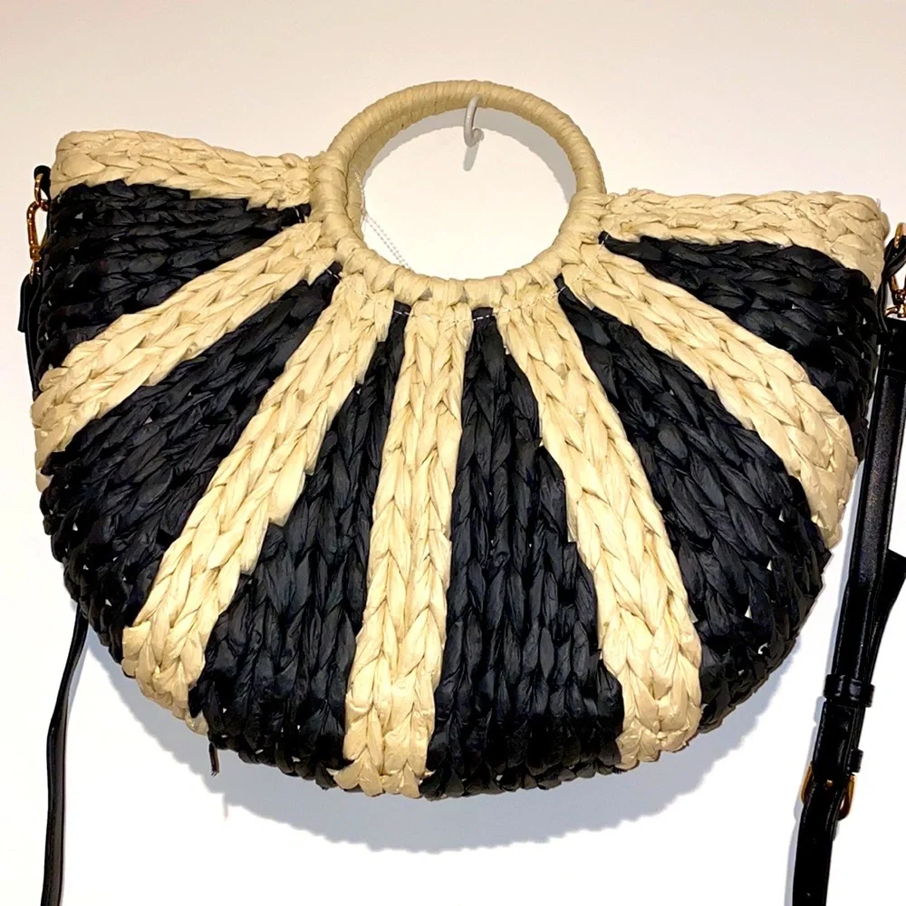 BP by Nordstrom woven straw handbag NWT - Picture 3 of 8
